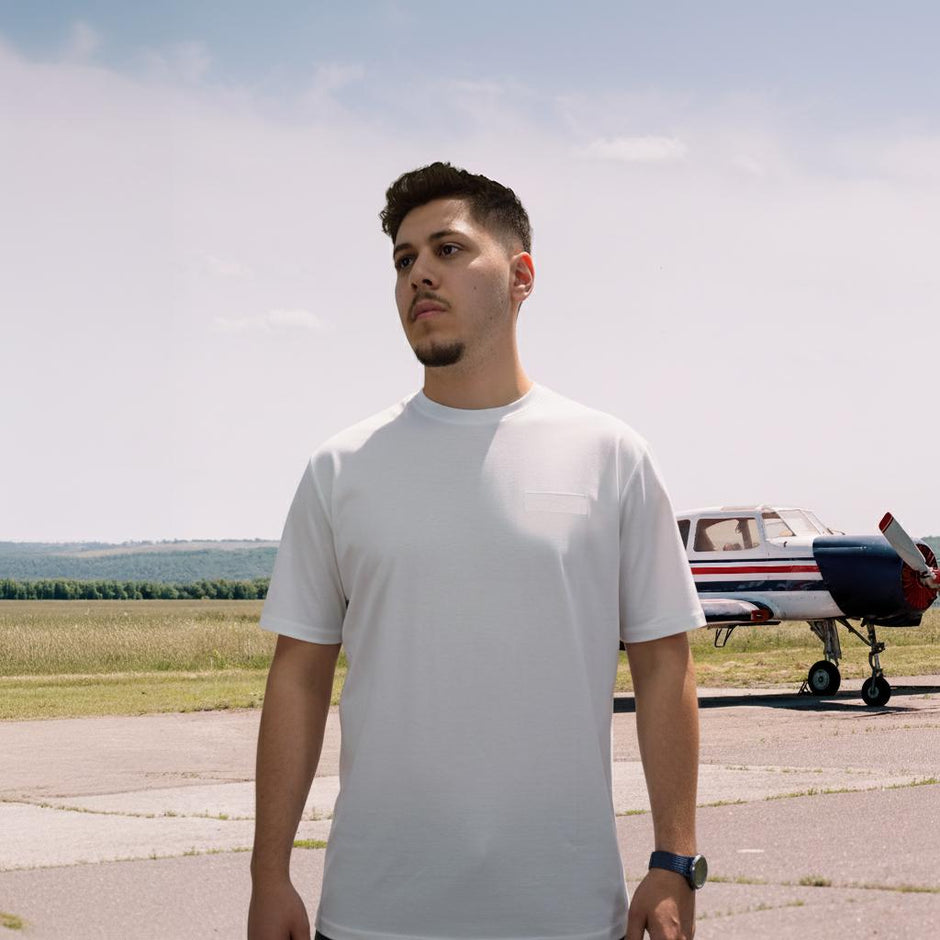 Connecting Fligths Premium T-Shirt