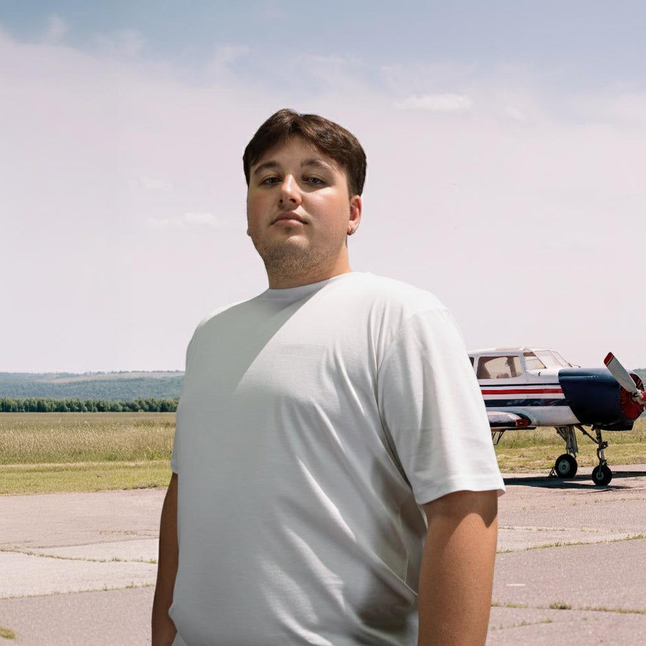 Connecting Fligths Premium T-Shirt